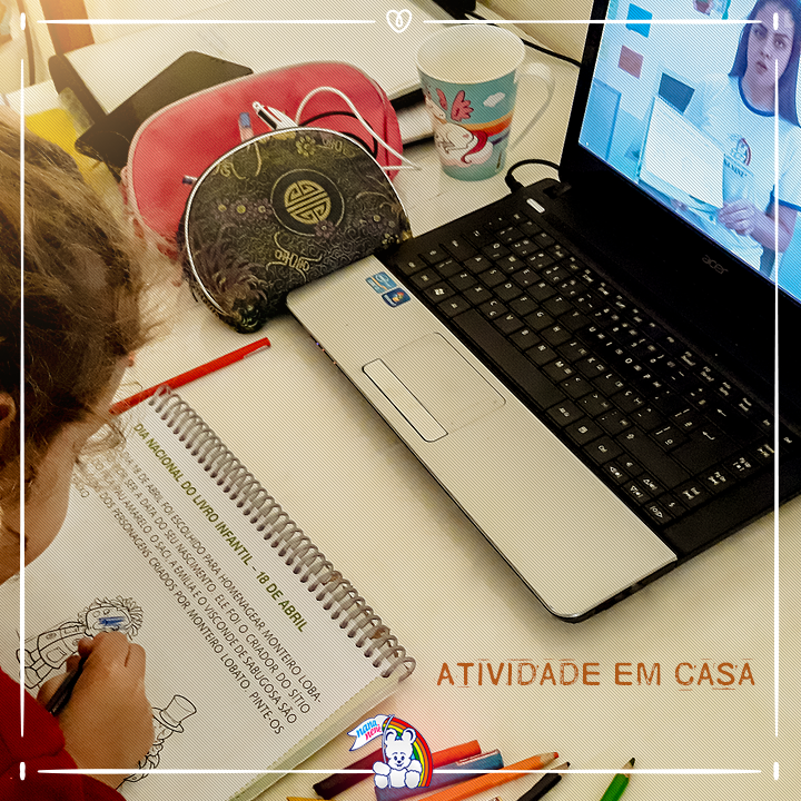 🤩 Momento atividade escolar em casa!